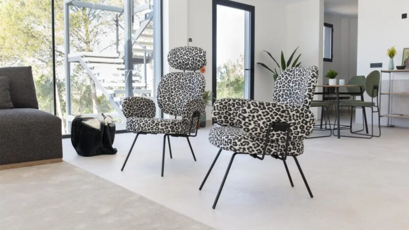 Fourmi adjustable complementary armchair