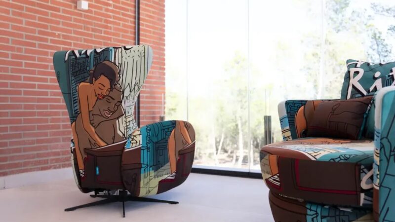 Mondrian relax armchair design patterned by Mariscal