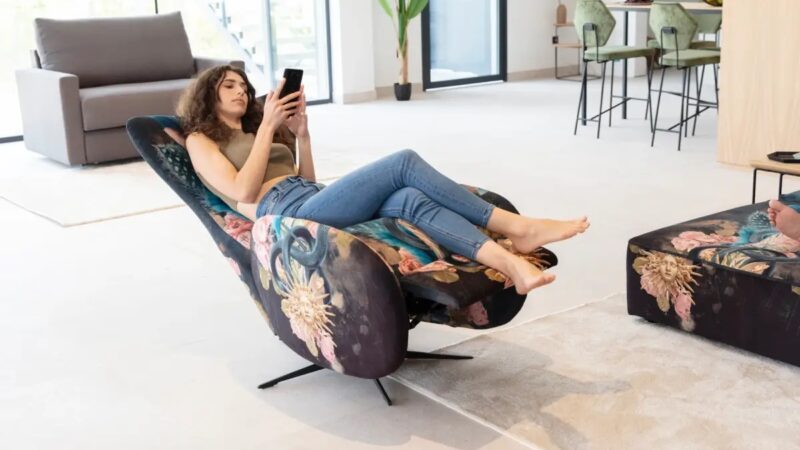 Mondrian Sillon Fama oct2023 02