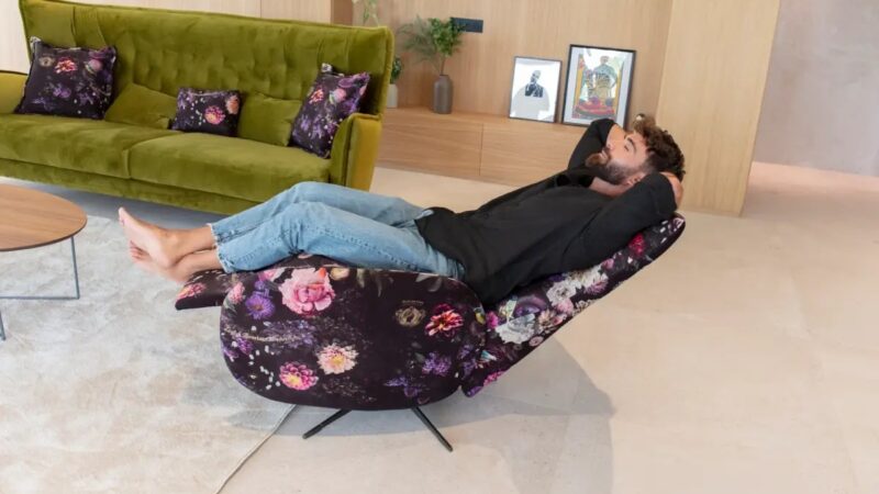 Mondrian Sillon Fama oct2023 08