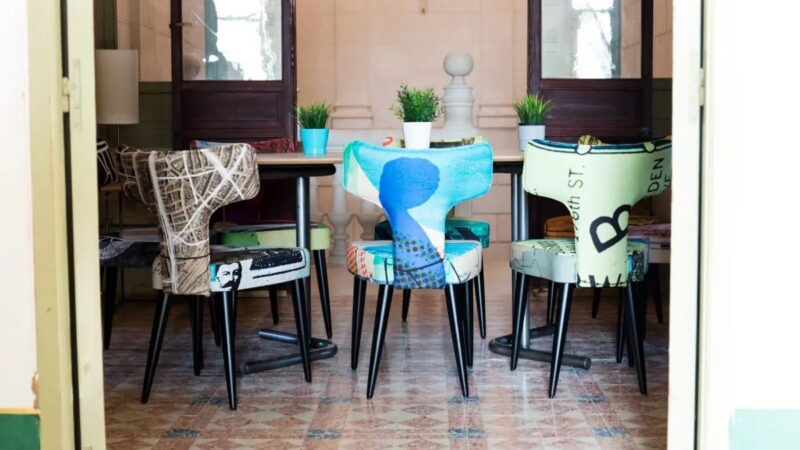 Mili y Lalo sillas Fama 2019 01