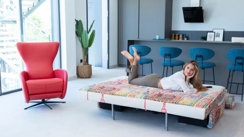 Indy sofa bed with Mariscal pattern