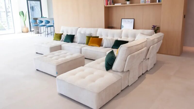 Arianne Love modular low sofa in beige color