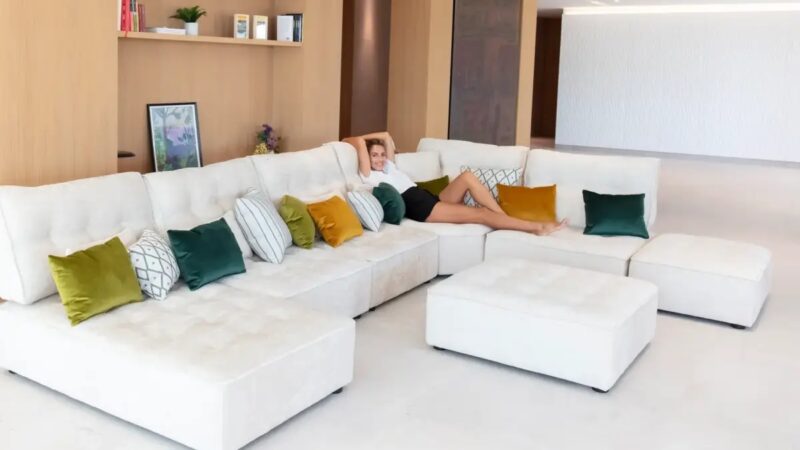 Arianne Love modular low sofa in beige color