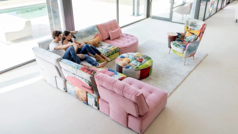 Arianne Love sofa Fama 2019 10