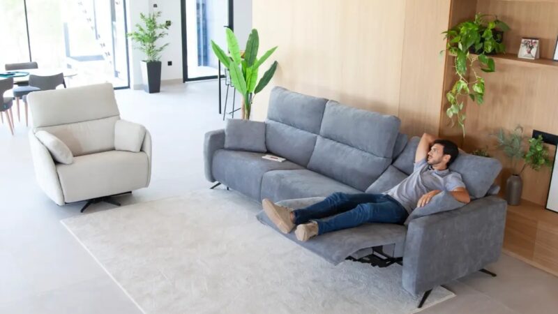 Axel Sofa Relax Fama octubre2023 01