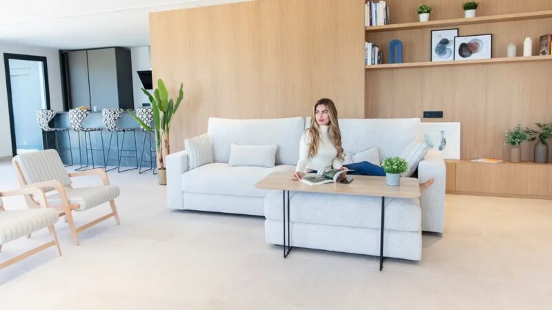 Sofá modular gris claro