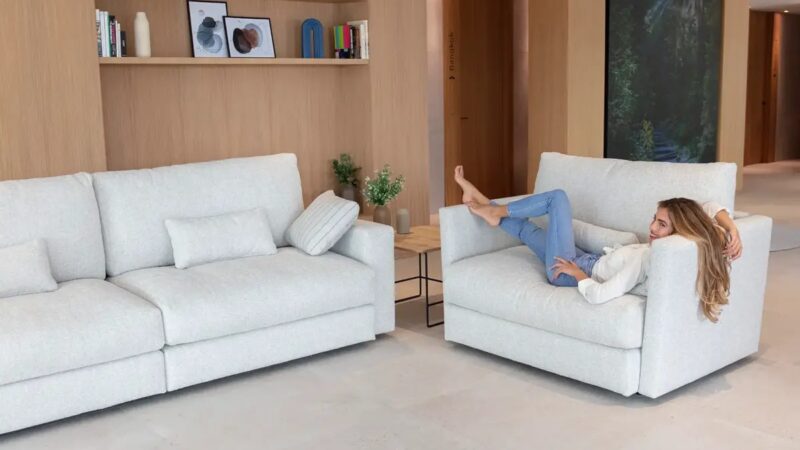 Sofá modular gris claro