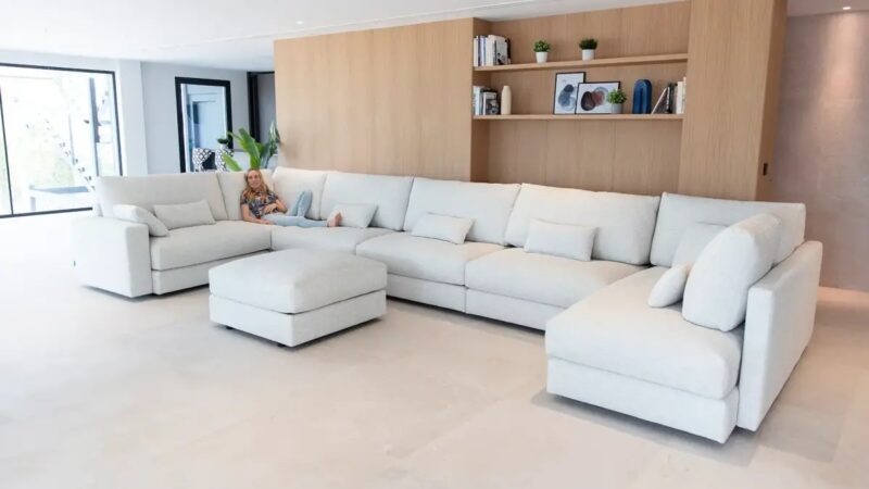 Sofá modular gris claro