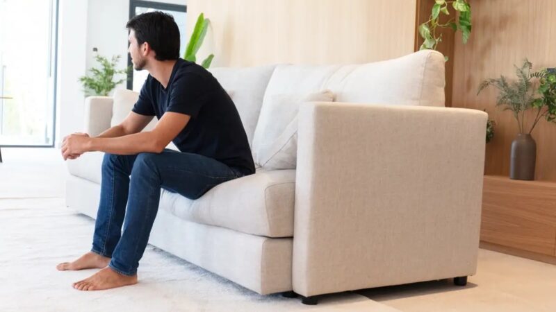 Hector is a modular sofa with a contemporary image that can be adapted to all kinds of projects and rooms.