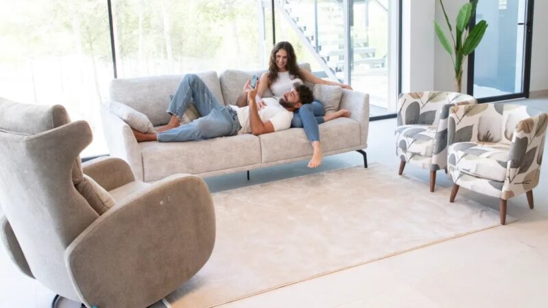 Korinto sofa by Fama Sofas