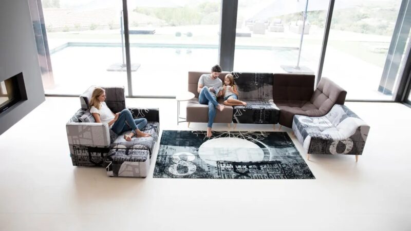 Luci Pop sofa fama 2019 06