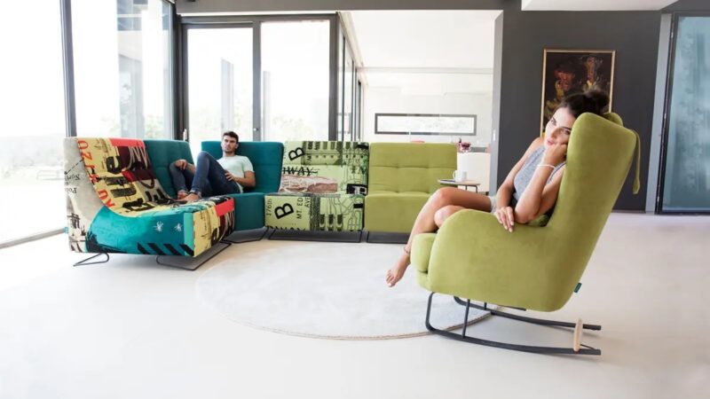 Luci Pop sofa fama 2019 07