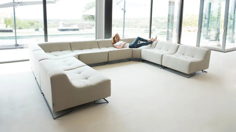 Luci Pop sofa fama 2019 09