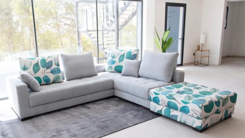 Manacor sofa by Fama Sofas