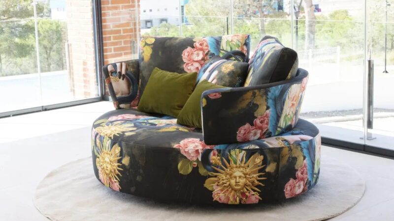 Mycuore small curved sofa